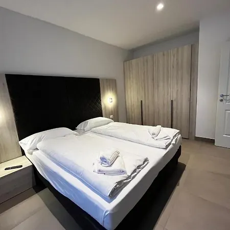 Apartament Bilo - For Rent Trydent
